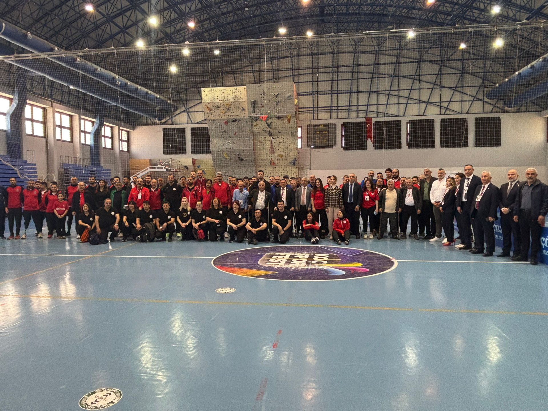 TÜRKİYE BEDENSEL ENGELLİLER FEDERASYONU OTURARAK VOLEYBOL SÜPER LİG MÜSABAKALARI AÇILIŞ TÖRENİ